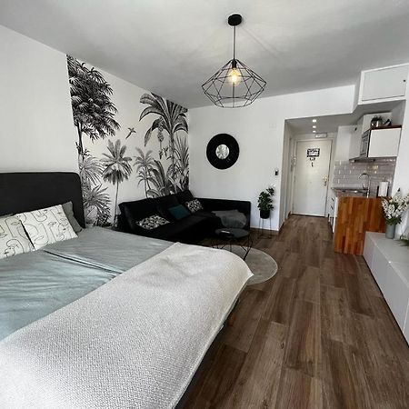 Lux Apartment By Namaste Elite Torremolinos Exterior photo